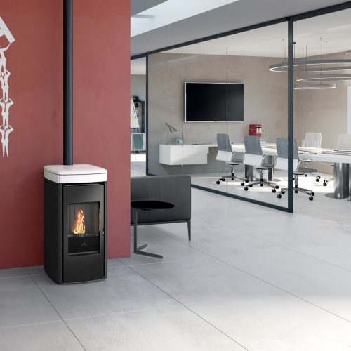 Poêle à granulés de bois YANA ou YANA PLUS 6.9 à 9.2 KW à Bordeaux, Gironde (33)